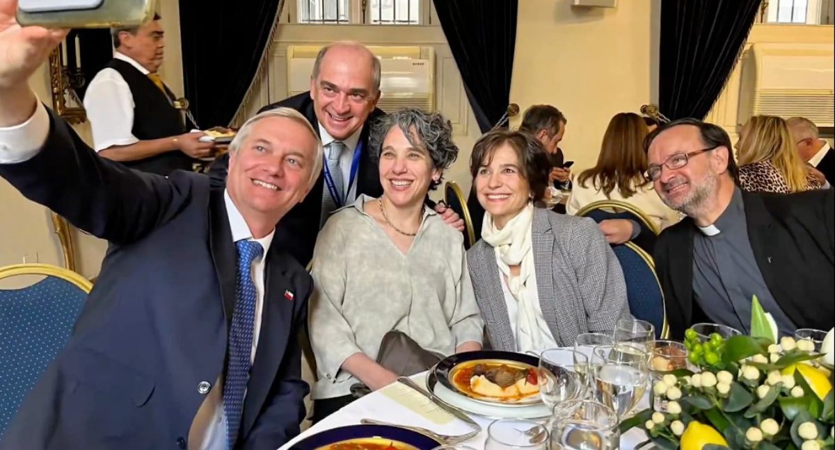 Kast admite que se usó dinero fiscal en su polémico almuerzo 