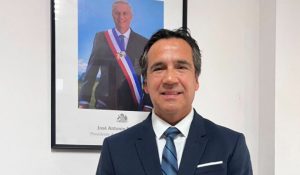 Otro más: Renato Münster se baja antes de asumir 