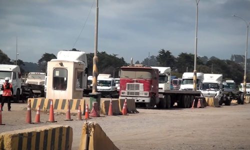 Alza del precio de combustibles: camioneros adoptan drásticas medidas